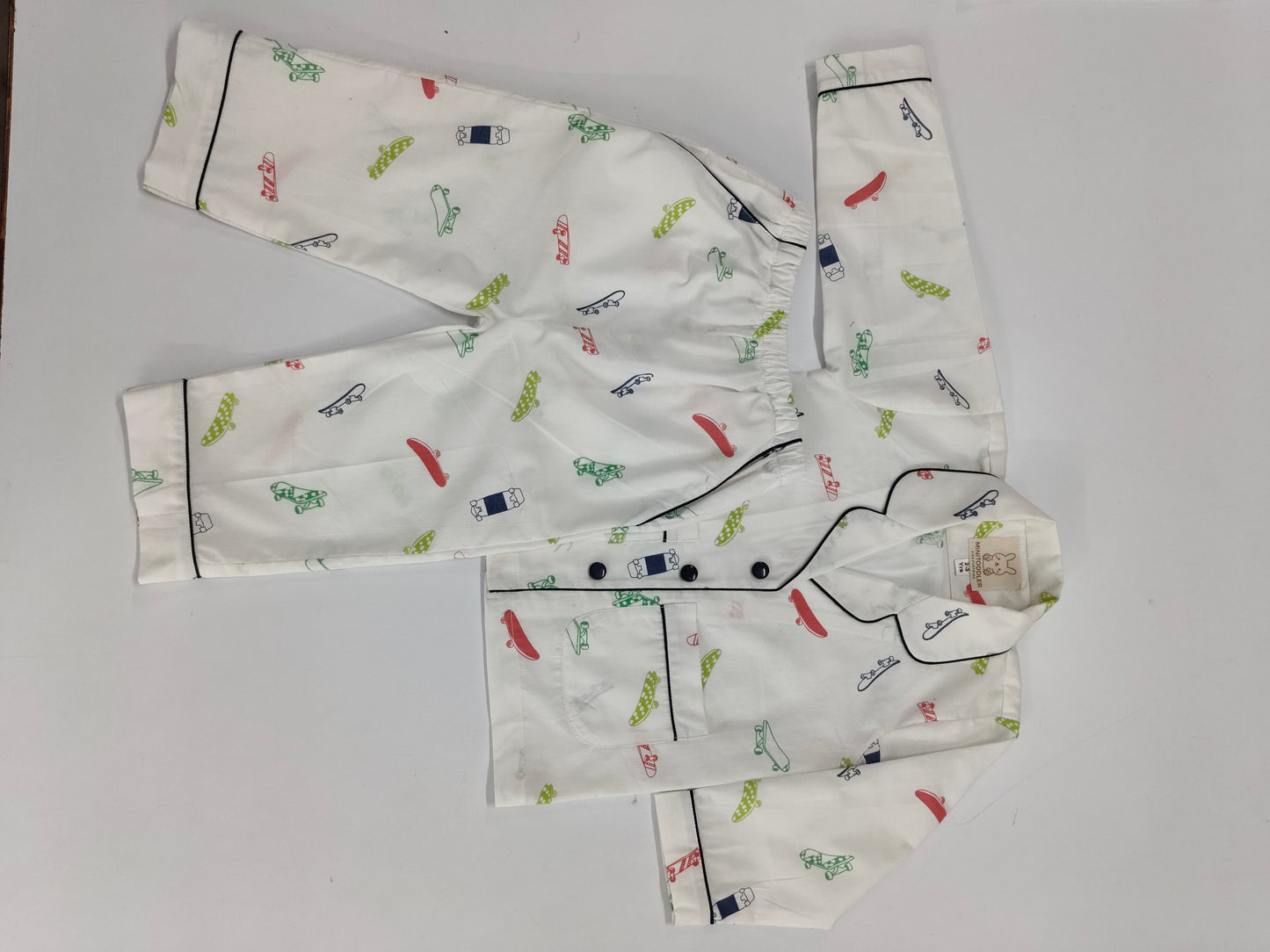 Unisex Kids' Cotton Pajama Set – White with Colorful Skateboard Print (For Boys & Girls)